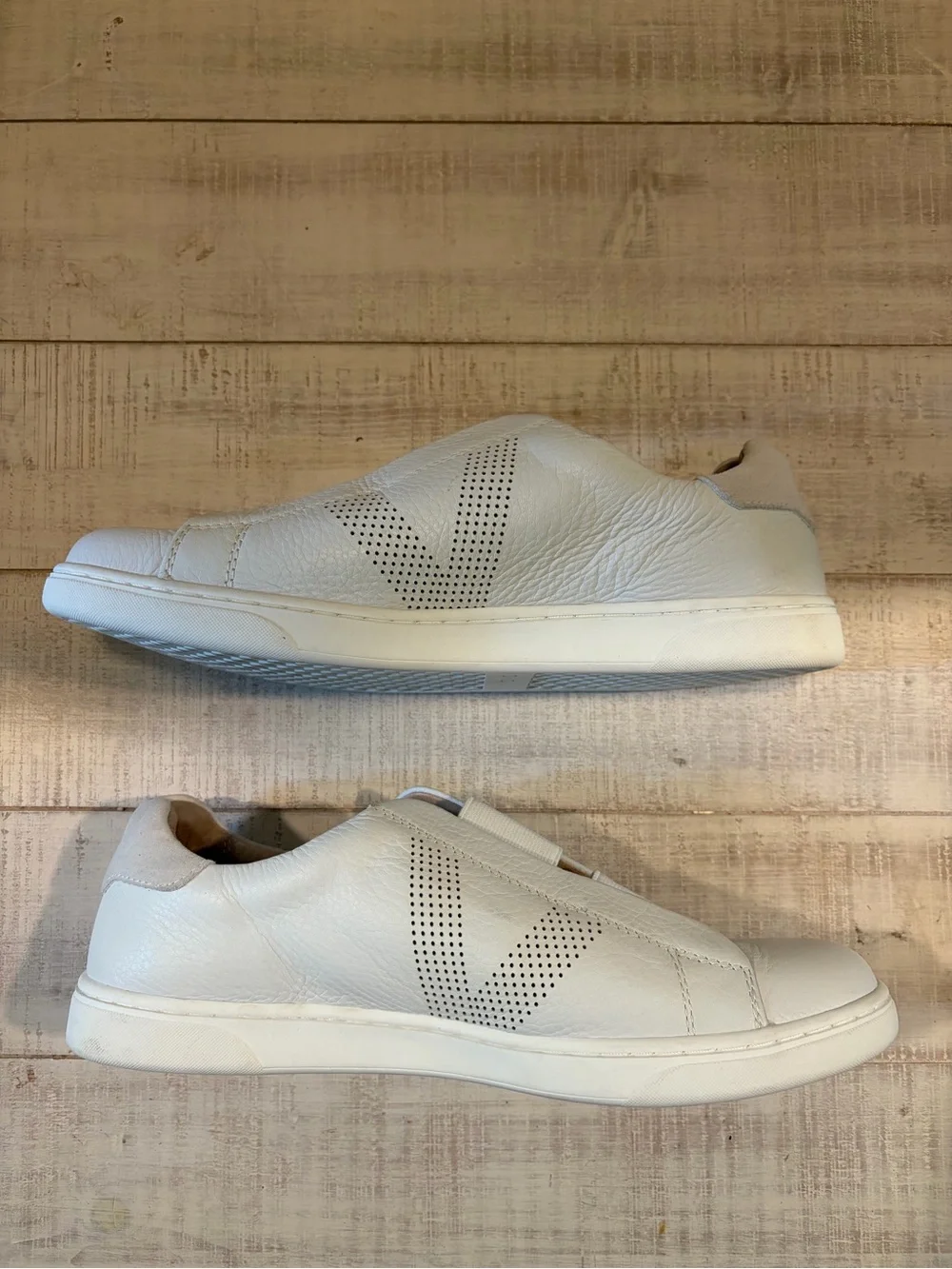 Vionic hiro leather